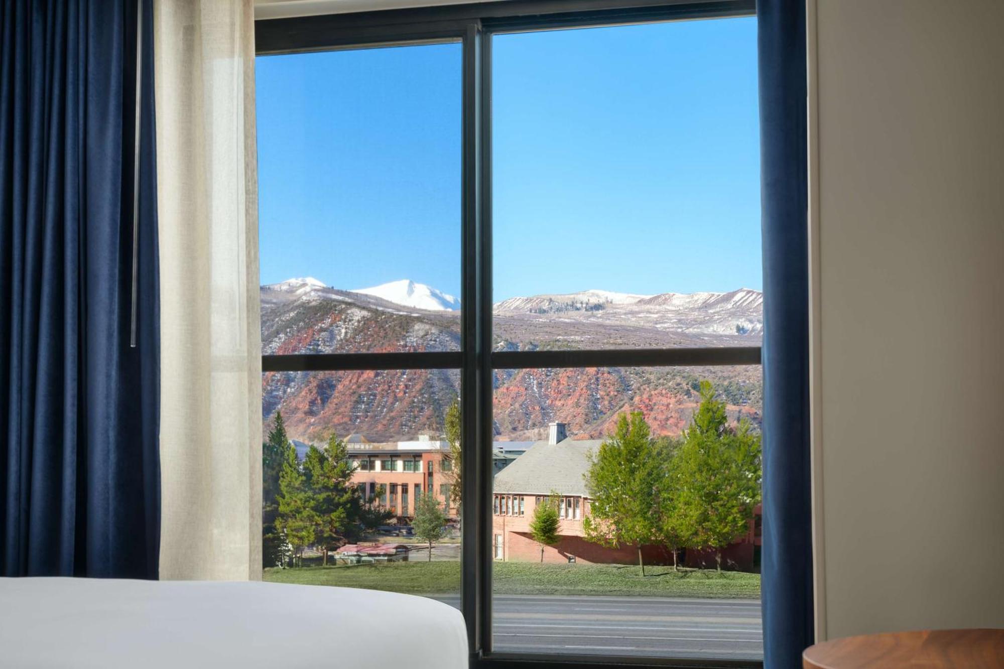 The Hoffmann Hotel Basalt Aspen Tapestry Collection Hilton Екстериор снимка